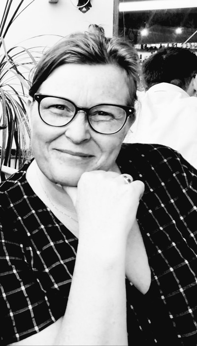 250825 Nancy Hoogstad